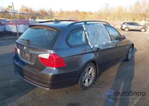 2008 BMW 328Xi из США, поврежденный, VIN WBAVT73548FZ37131